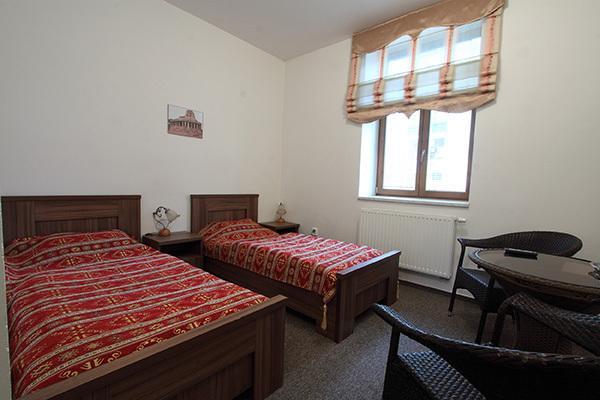 ברנו Hotel Satyam מראה חיצוני תמונה